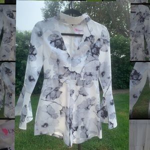 L’atiste long sleeve floral romper